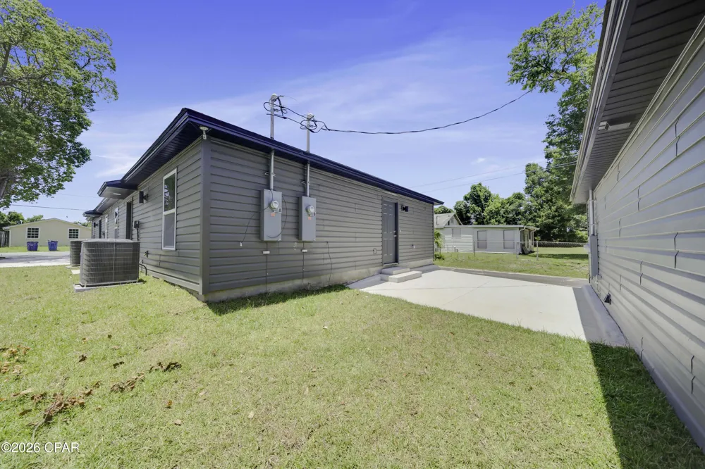 122 East Avenue #B Panama City, FL 32401