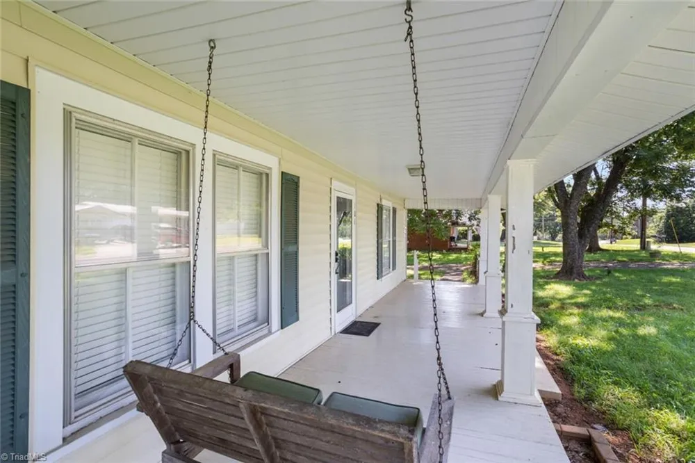 106 Sunset Drive Boonville, NC 27011
