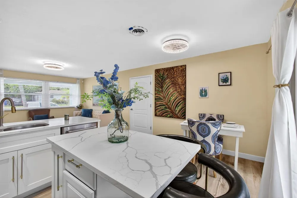 140 W 31st Court Riviera Beach, FL 33404
