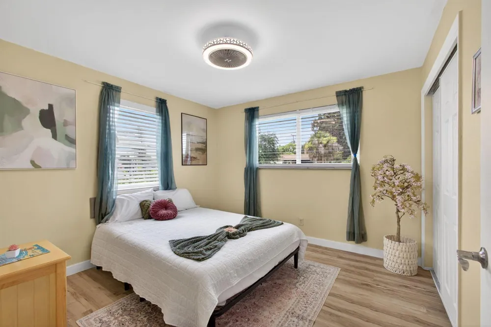 140 W 31st Court Riviera Beach, FL 33404