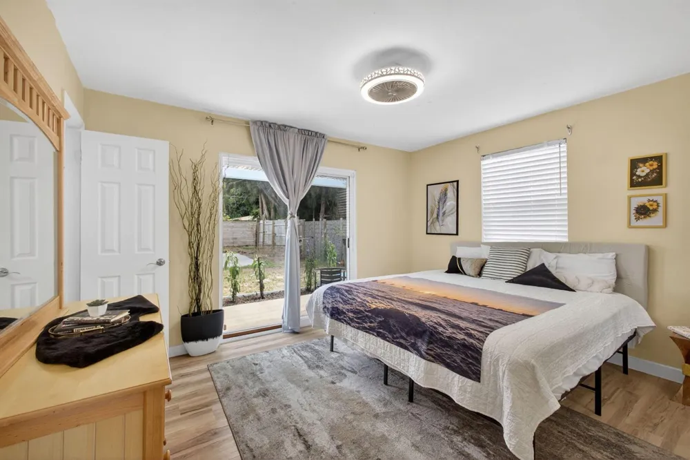 140 W 31st Court Riviera Beach, FL 33404