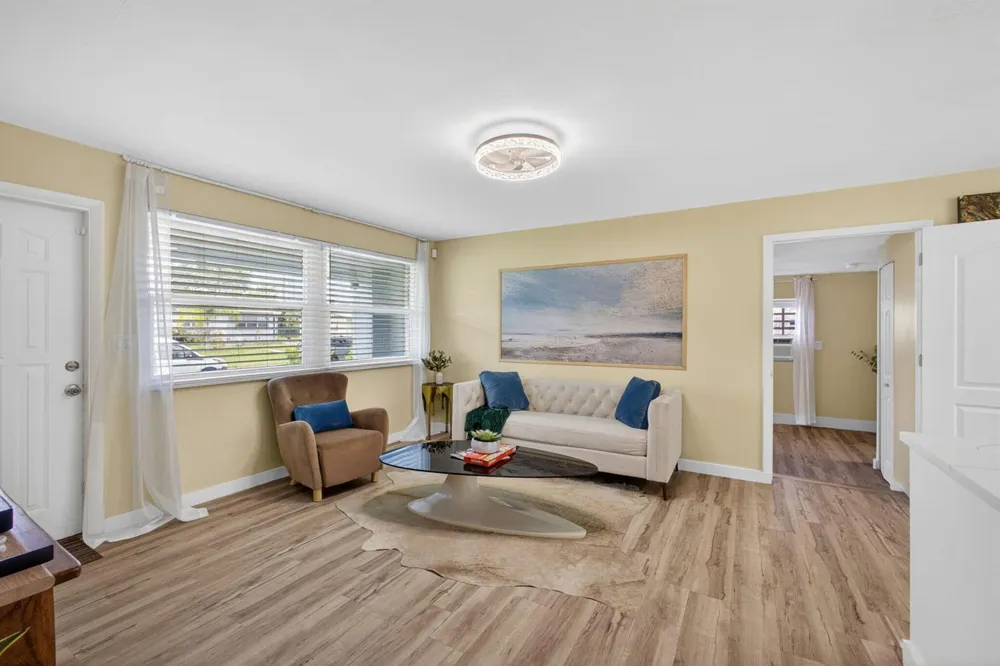 140 W 31st Court Riviera Beach, FL 33404