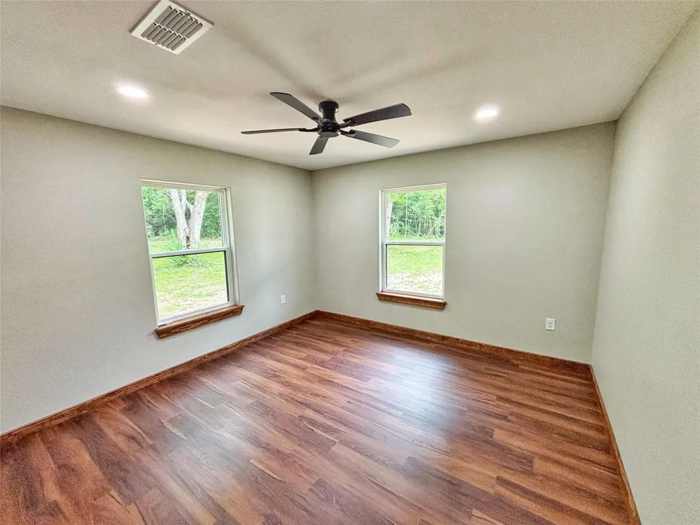 1116 N Olive Street Grapeland, TX 75844