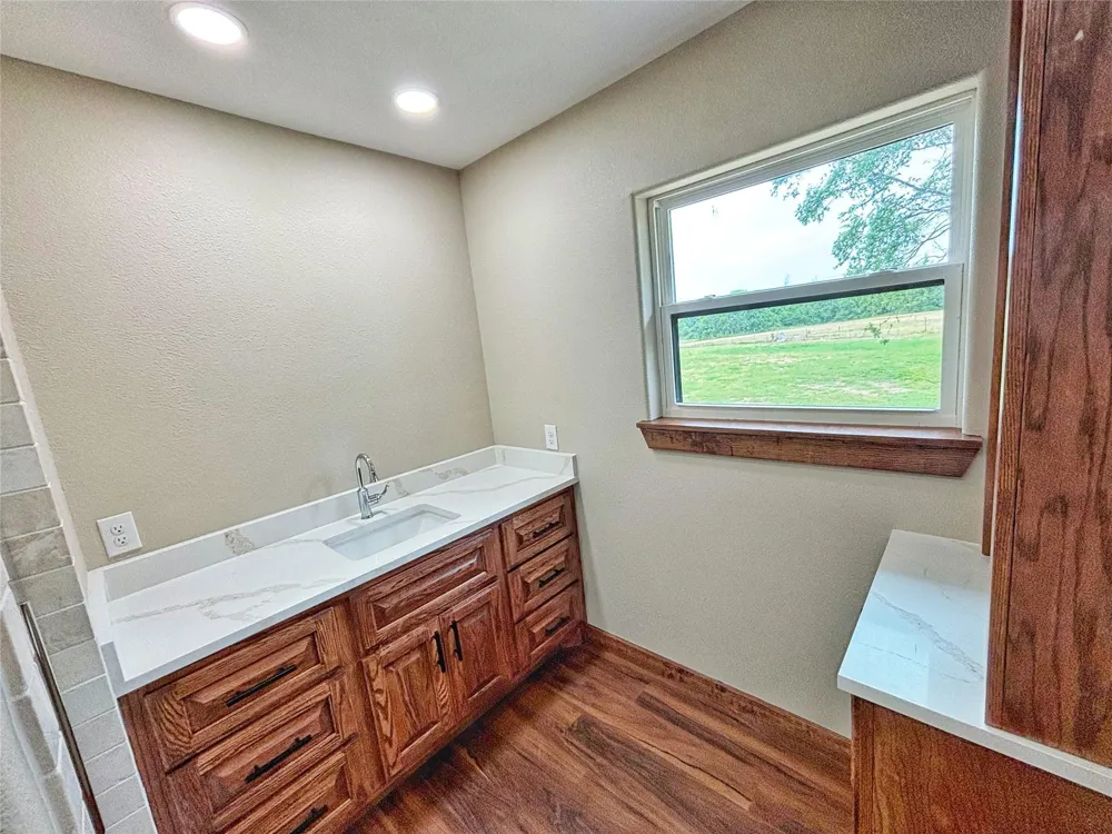 1116 N Olive Street Grapeland, TX 75844