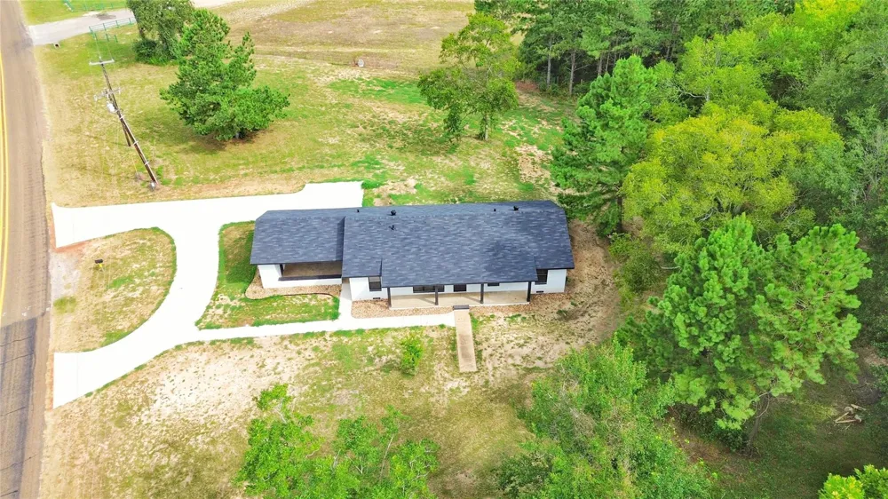 1116 N Olive Street Grapeland, TX 75844
