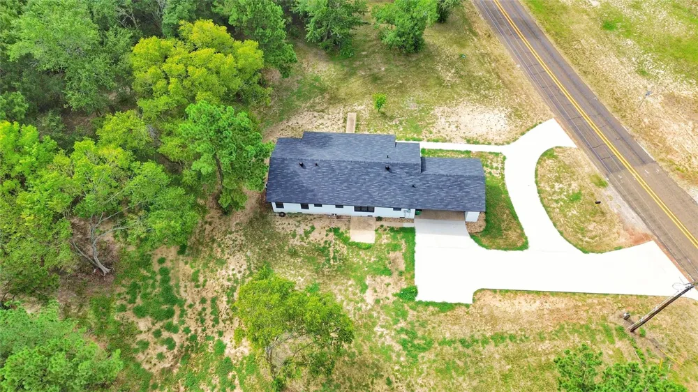 1116 N Olive Street Grapeland, TX 75844