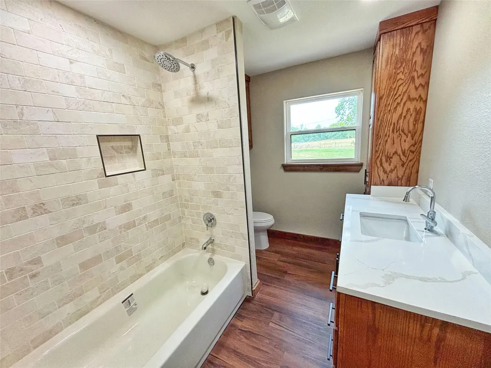 1116 N Olive Street Grapeland, TX 75844