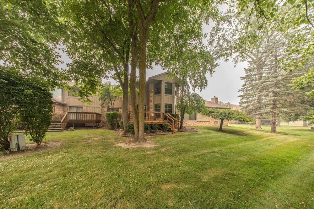 1885 Christy Court Rochester, MI 48309