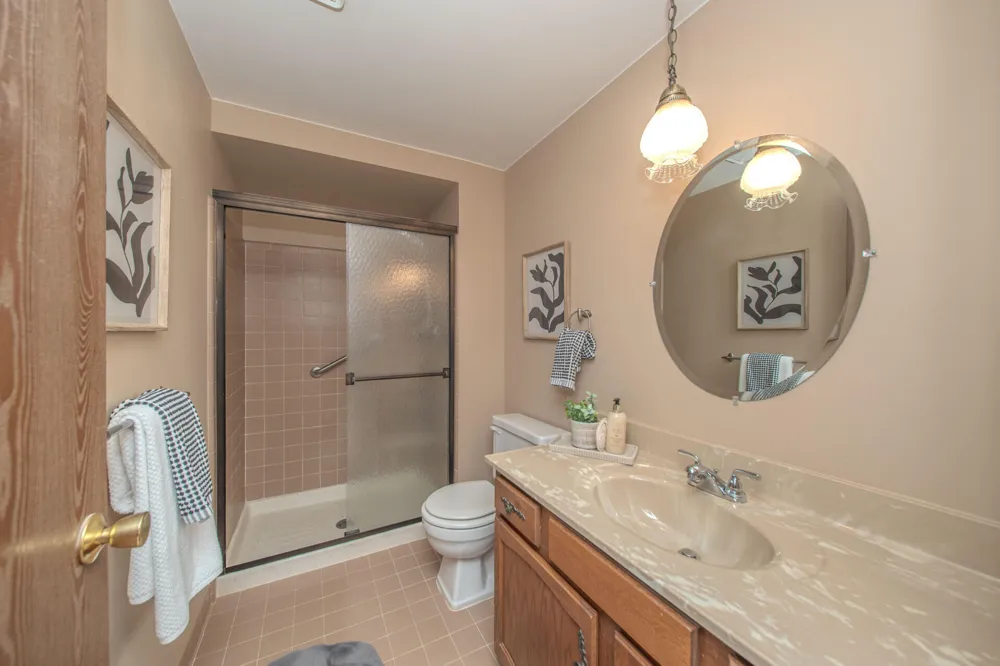 1885 Christy Court Rochester, MI 48309