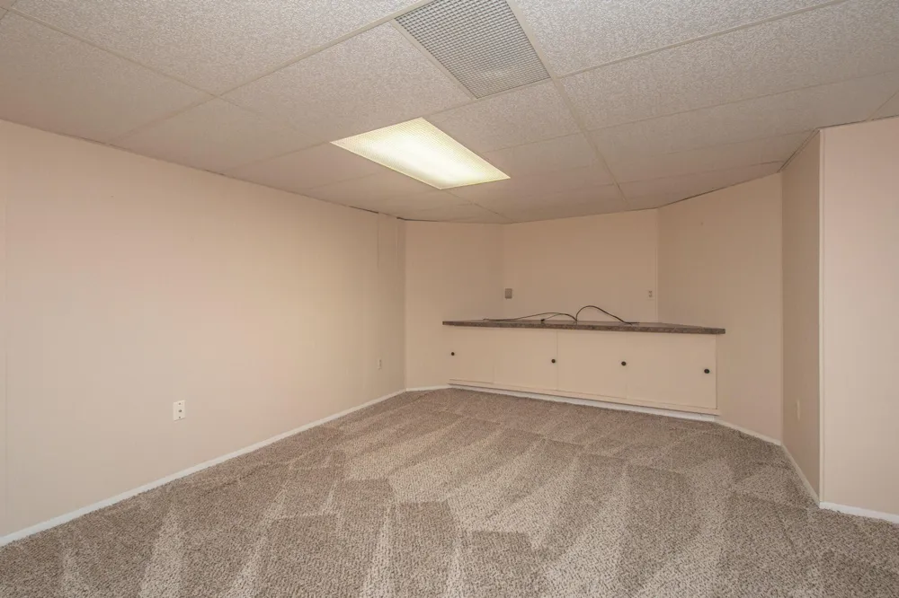 1885 Christy Court Rochester, MI 48309