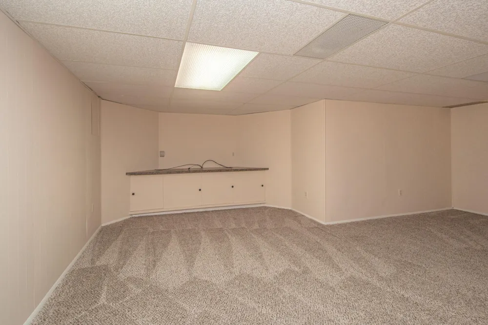 1885 Christy Court Rochester, MI 48309