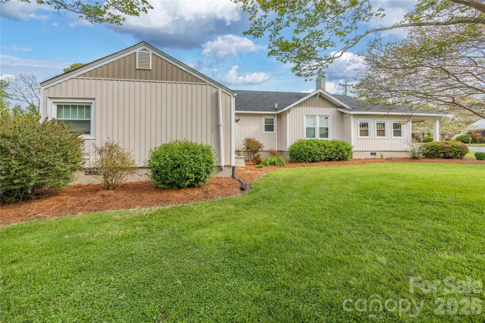 271 Main Street Denton, NC 27239