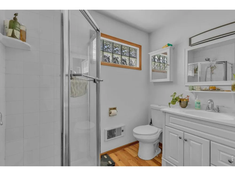 35 Main Street Jamestown, CO 80455