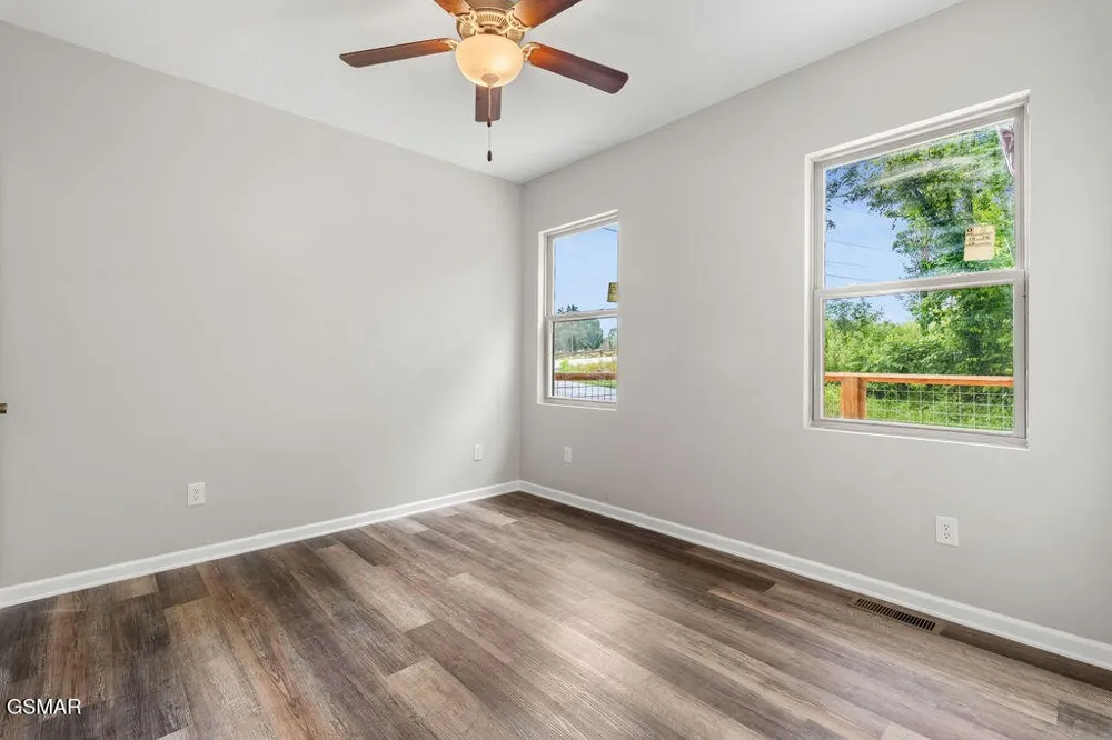 2222 Bales Road Knoxville, TN 37914