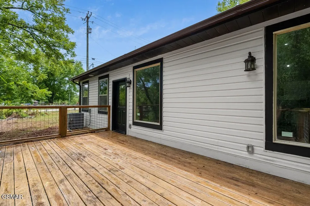 2222 Bales Road Knoxville, TN 37914