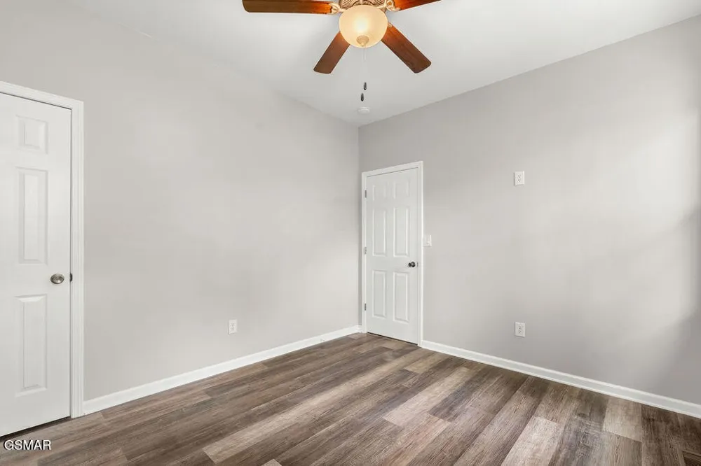 2222 Bales Road Knoxville, TN 37914
