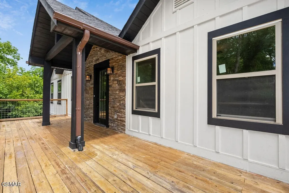 2222 Bales Road Knoxville, TN 37914