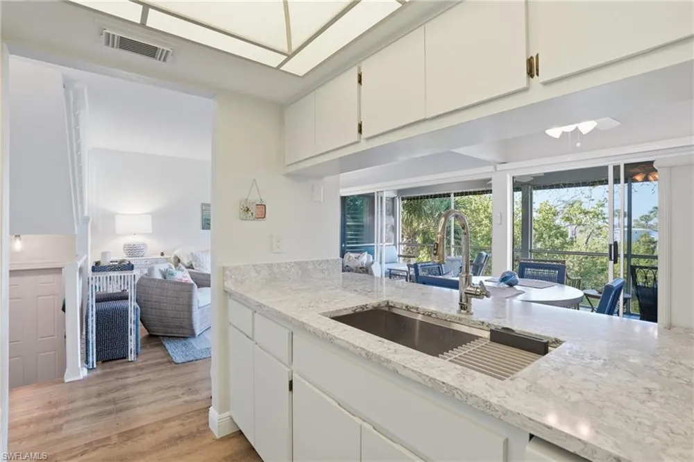 1039 Beach Road #101 Sanibel, FL 33957