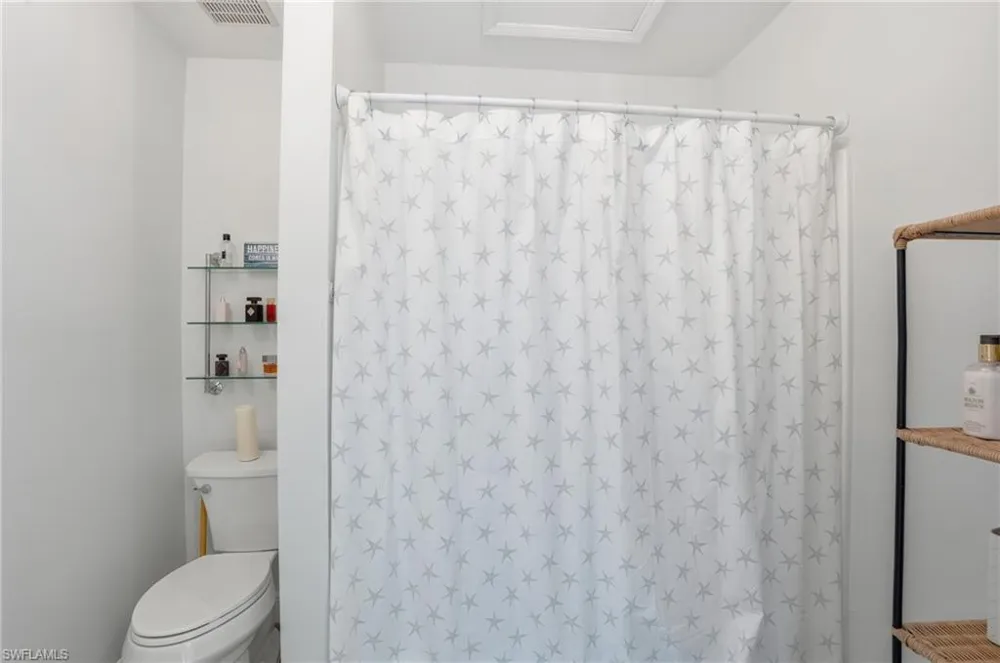 1039 Beach Road #101 Sanibel, FL 33957