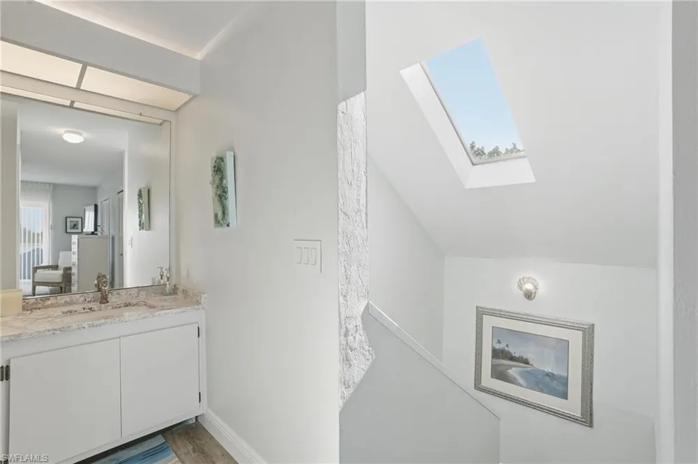 1039 Beach Road #101 Sanibel, FL 33957