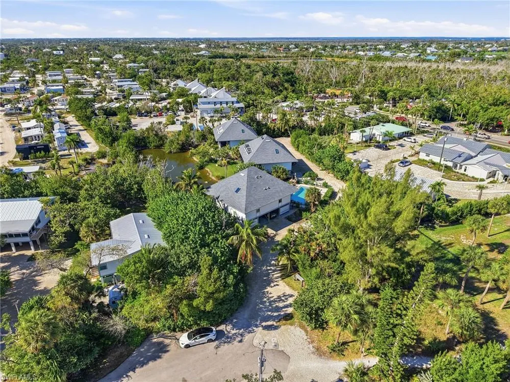 1039 Beach Road #101 Sanibel, FL 33957