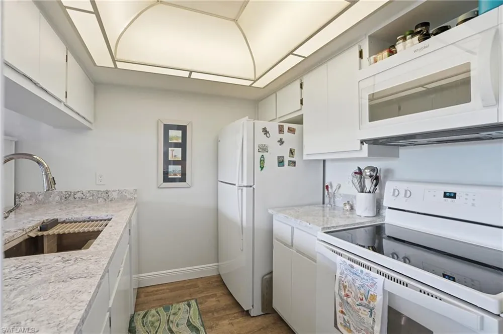1039 Beach Road #101 Sanibel, FL 33957