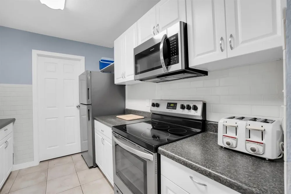 1400 GANDY BOULEVARD #1306 St Petersburg, FL 33702