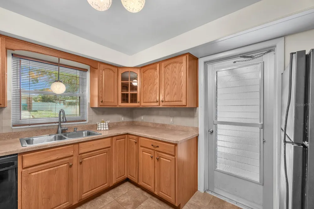 11081 143RD STREET Largo, FL 33774