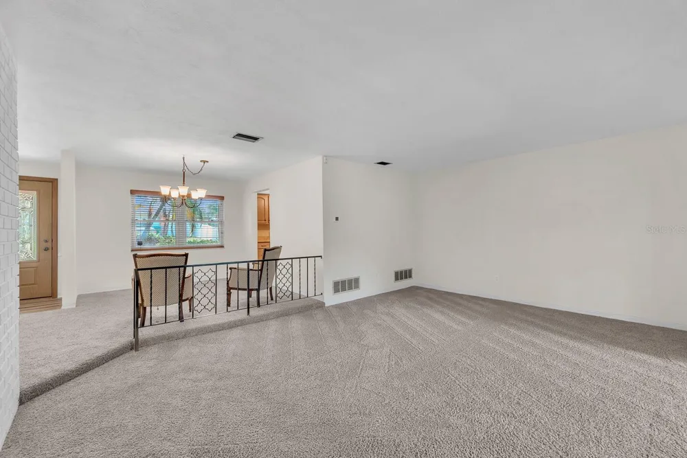 11081 143RD STREET Largo, FL 33774