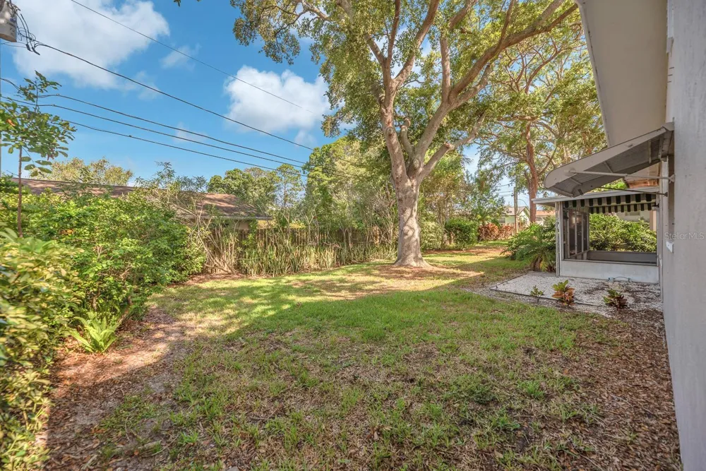 11081 143RD STREET Largo, FL 33774