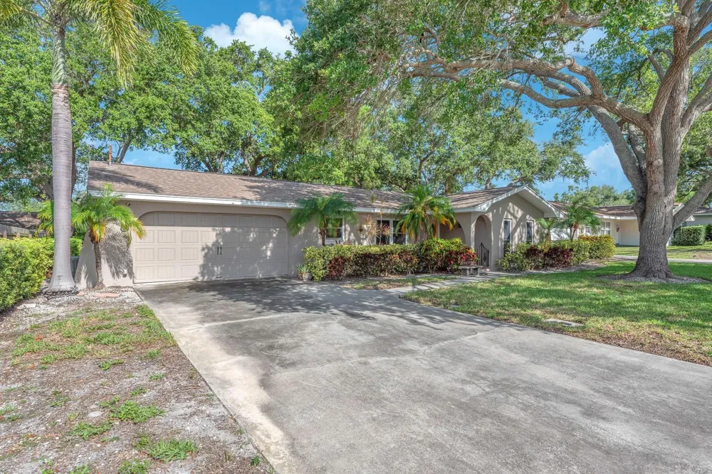 11081 143RD STREET Largo, FL 33774