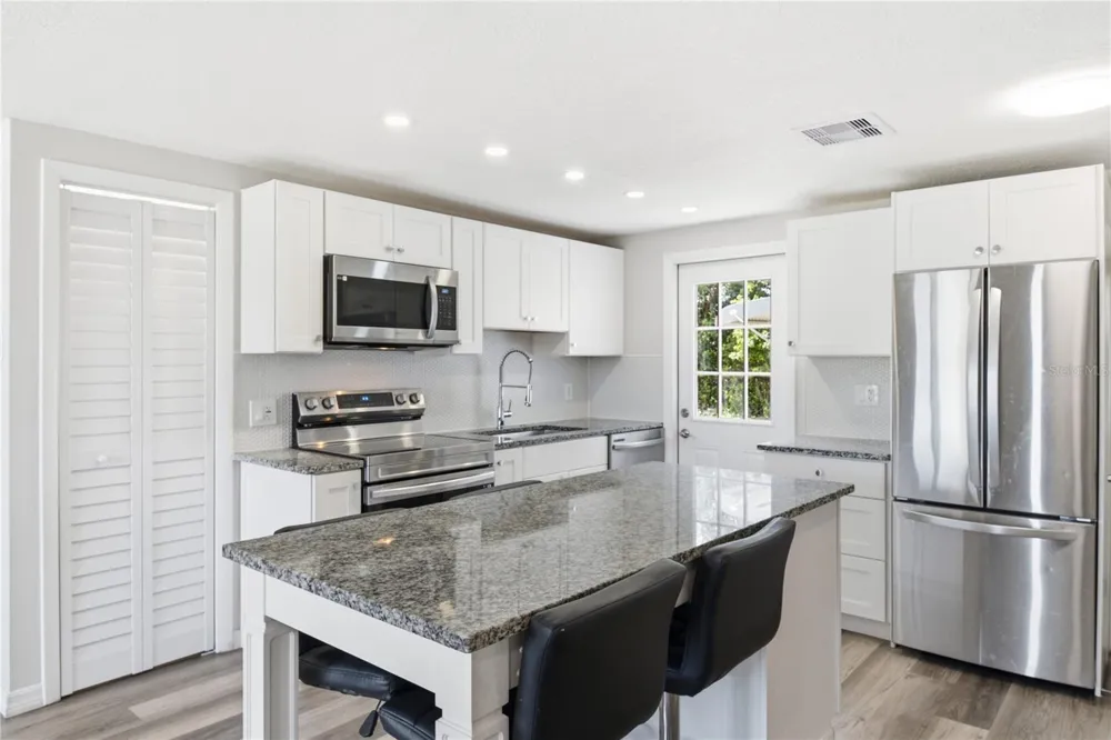 4810 GUARDIAN AVENUE Holiday, FL 34690