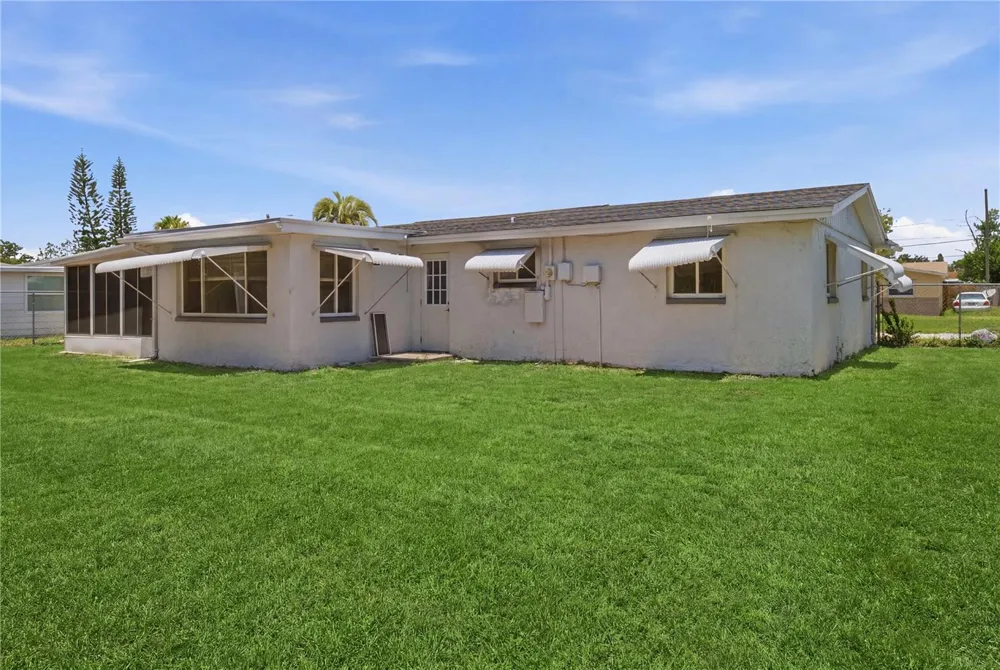 4810 GUARDIAN AVENUE Holiday, FL 34690