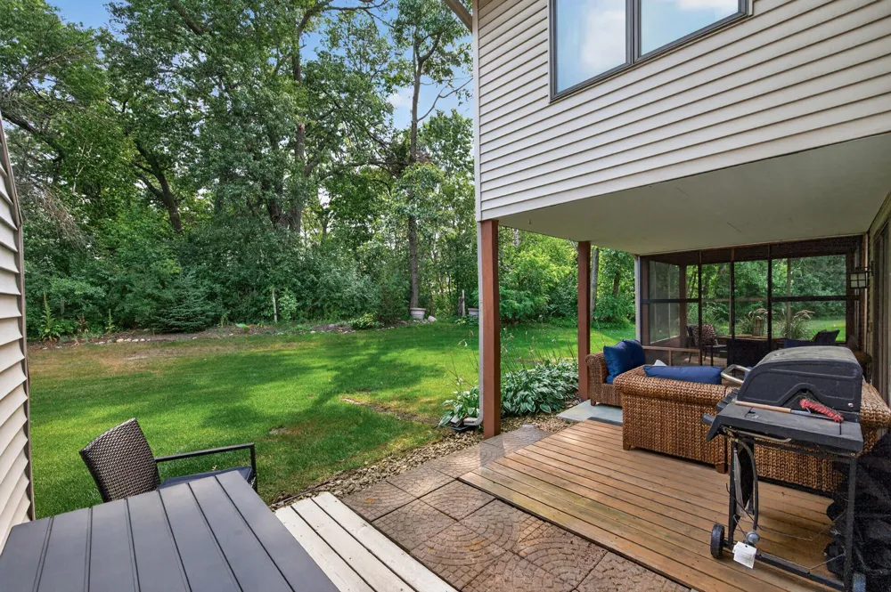 5851 Oxboro Avenue Stillwater, MN 55082