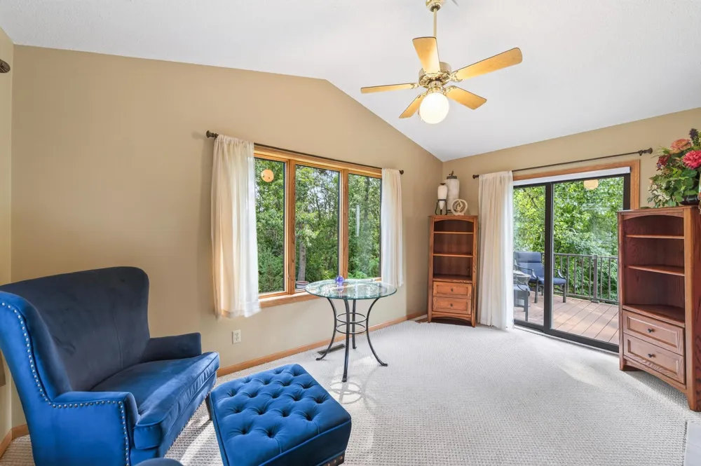 5851 Oxboro Avenue Stillwater, MN 55082