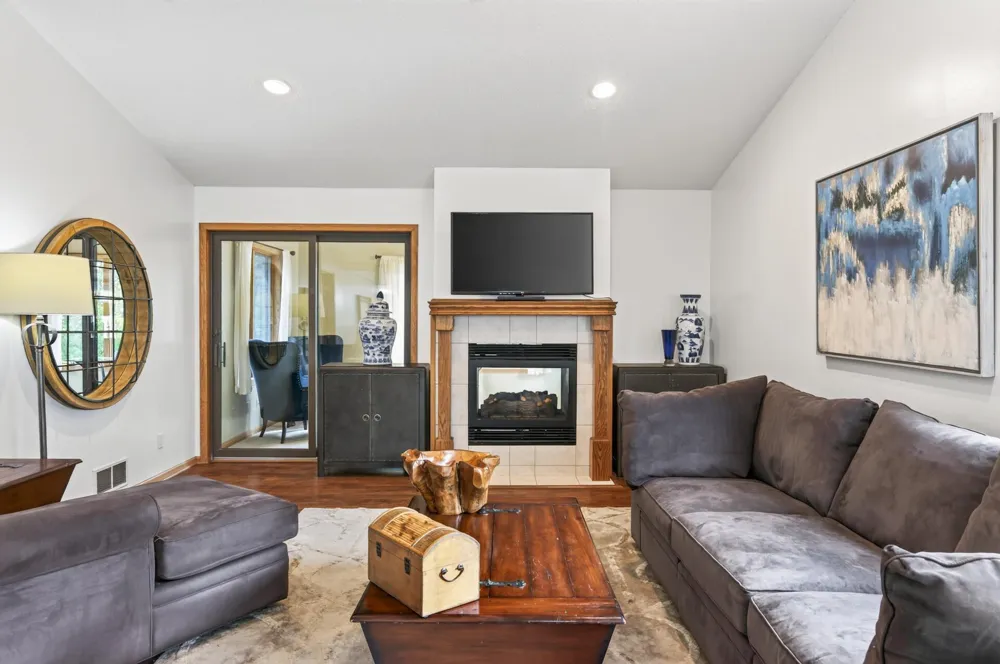 5851 Oxboro Avenue Stillwater, MN 55082