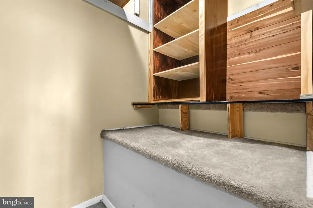 1615 MOUNT EAGLE PLACE Alexandria, VA 22302