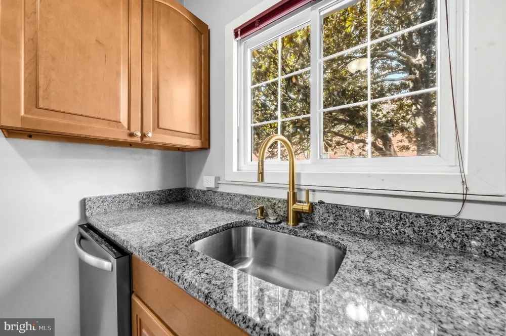 1615 MOUNT EAGLE PLACE Alexandria, VA 22302