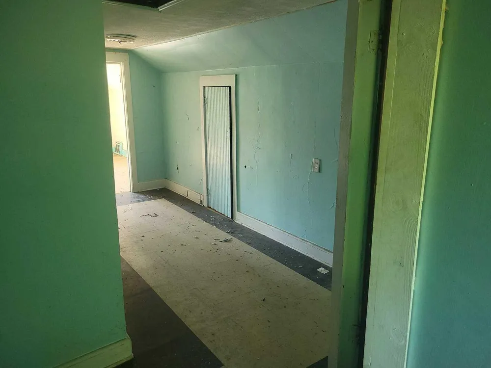 186 Howland Street Battle Creek, MI 49037