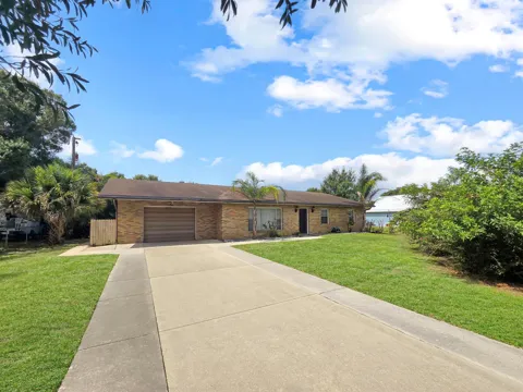 801 W WEATHERBEE ROAD