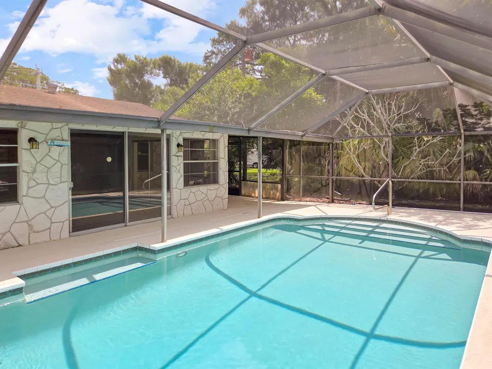 801 W WEATHERBEE ROAD Fort Pierce, FL 34982