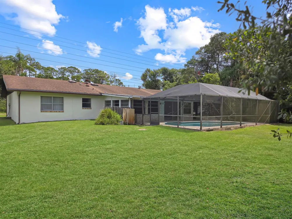 801 W WEATHERBEE ROAD Fort Pierce, FL 34982