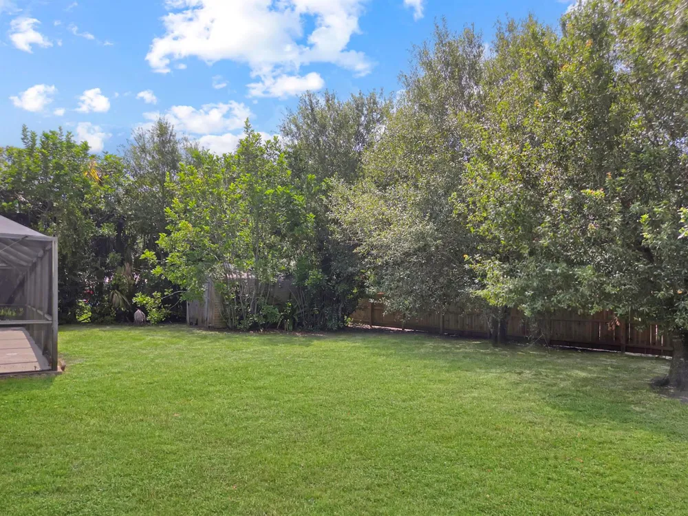 801 W WEATHERBEE ROAD Fort Pierce, FL 34982