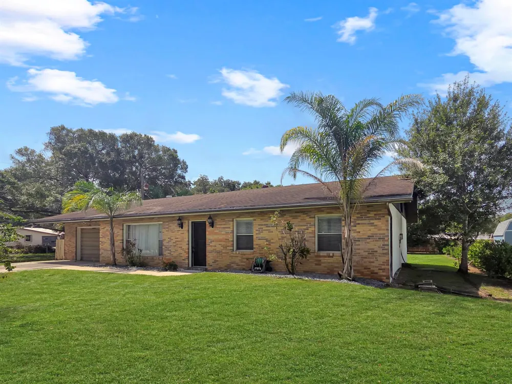 801 W WEATHERBEE ROAD Fort Pierce, FL 34982