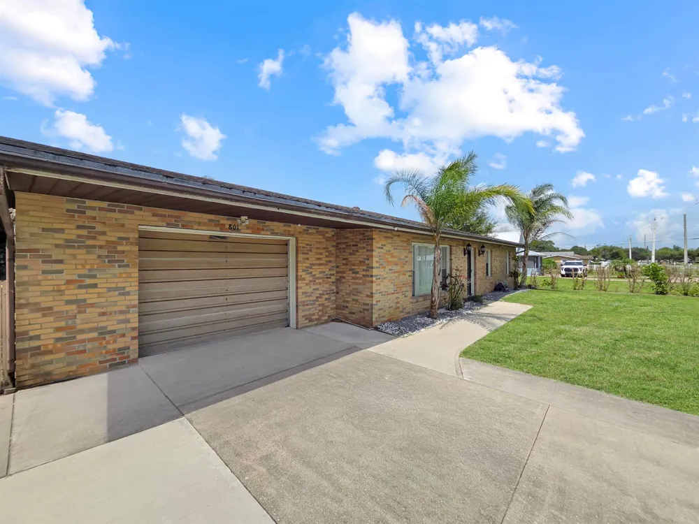 801 W WEATHERBEE ROAD Fort Pierce, FL 34982