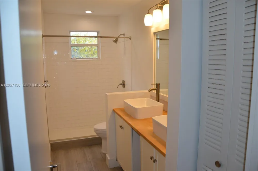 351 SW 121st Ave Pembroke Pines, FL 33025