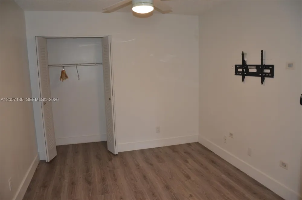 351 SW 121st Ave Pembroke Pines, FL 33025