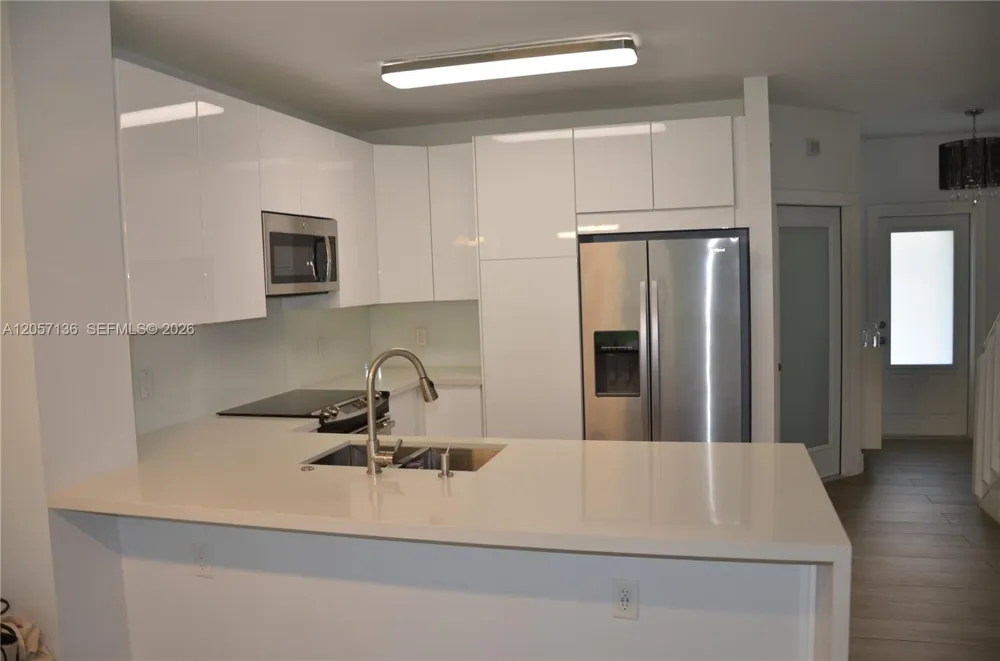 351 SW 121st Ave Pembroke Pines, FL 33025