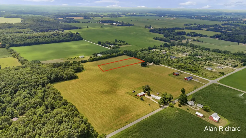 11852 Rooksby Street NE Sand Lake, MI 49343