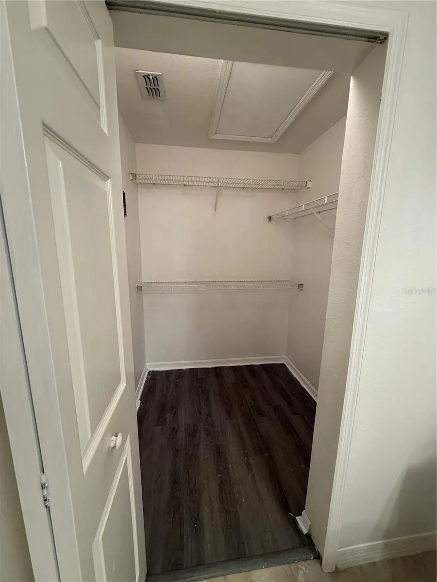 3392 WESTCHESTER SQUARE BOULEVARD #204 Orlando, FL 32835